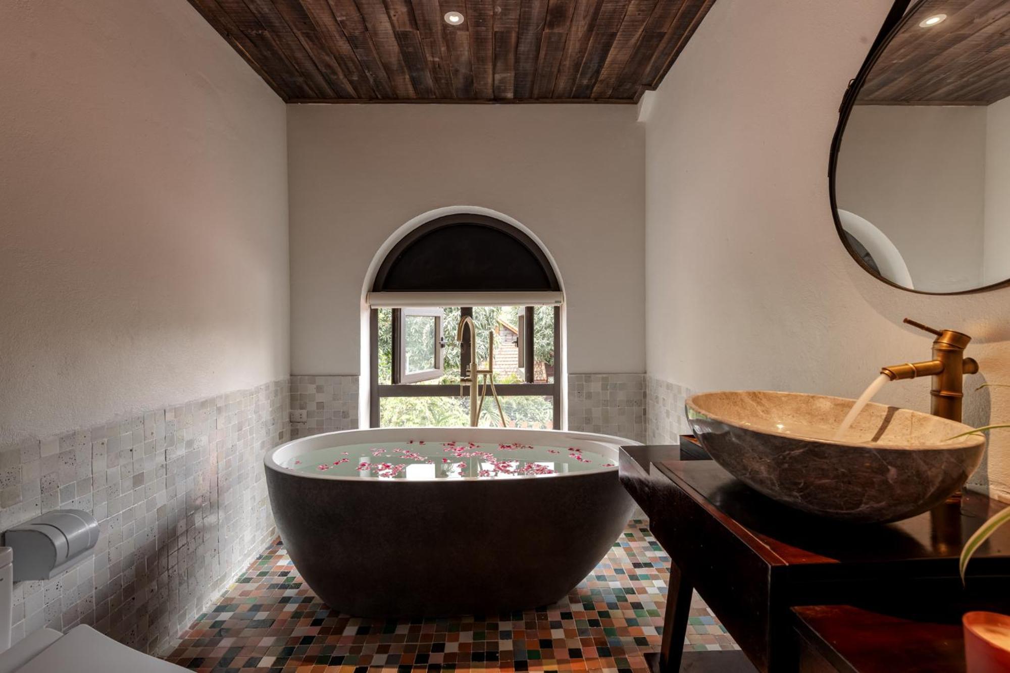 Nature Garden Ecolodge Ниньбинь Экстерьер фото